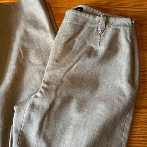 MOVING SALE!! Ann Taylor Size 6 Wool Career Lined Pant, Unique belt loops